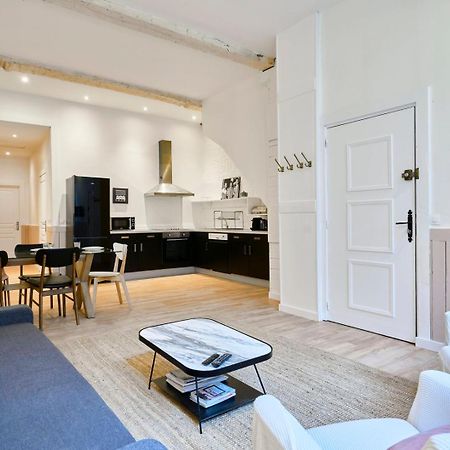 Old Lille: Charming Renovated Apartment エクステリア 写真