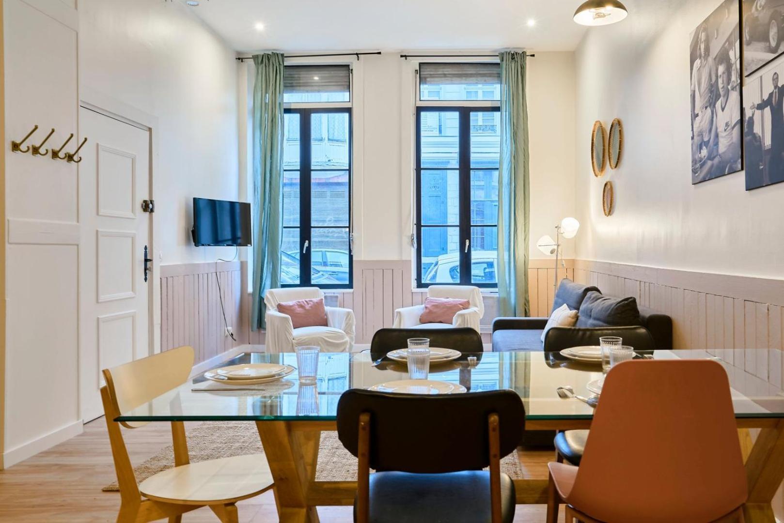 Old Lille: Charming Renovated Apartment エクステリア 写真